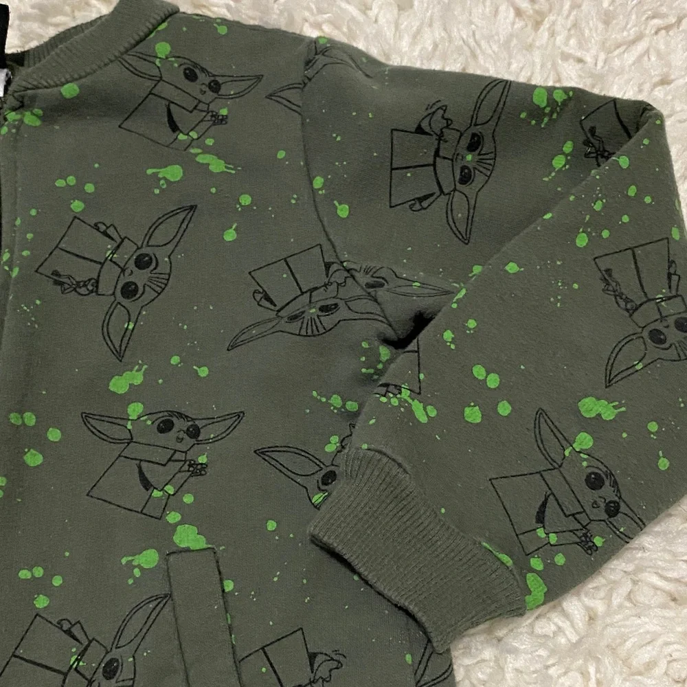 Star Wars boys size 6 yoda Green Zip-Up Jacket
